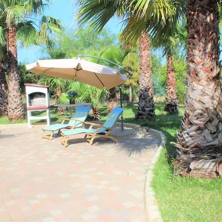 Villa Climatizzata Con Grande Porticato Esterno Vicino Alle Spiagge *
